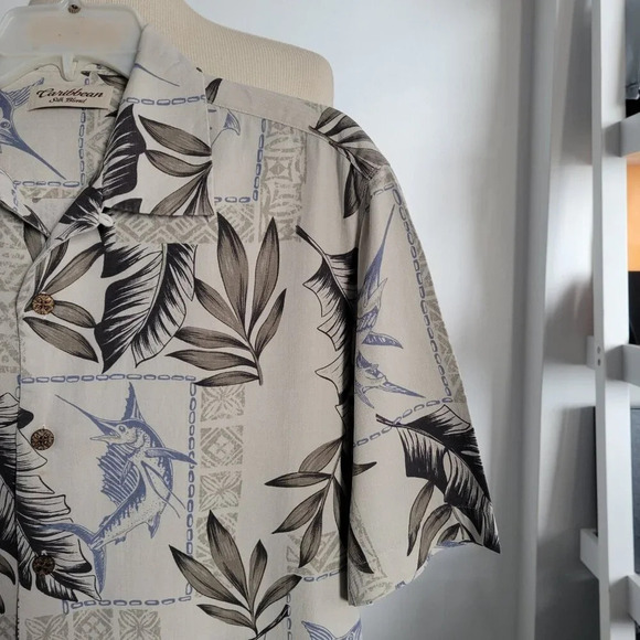 Caribbean Men’s Silk Blend Button Up Sailfish Hawaiian Shirt (Size: M) - Picture 8 of 16